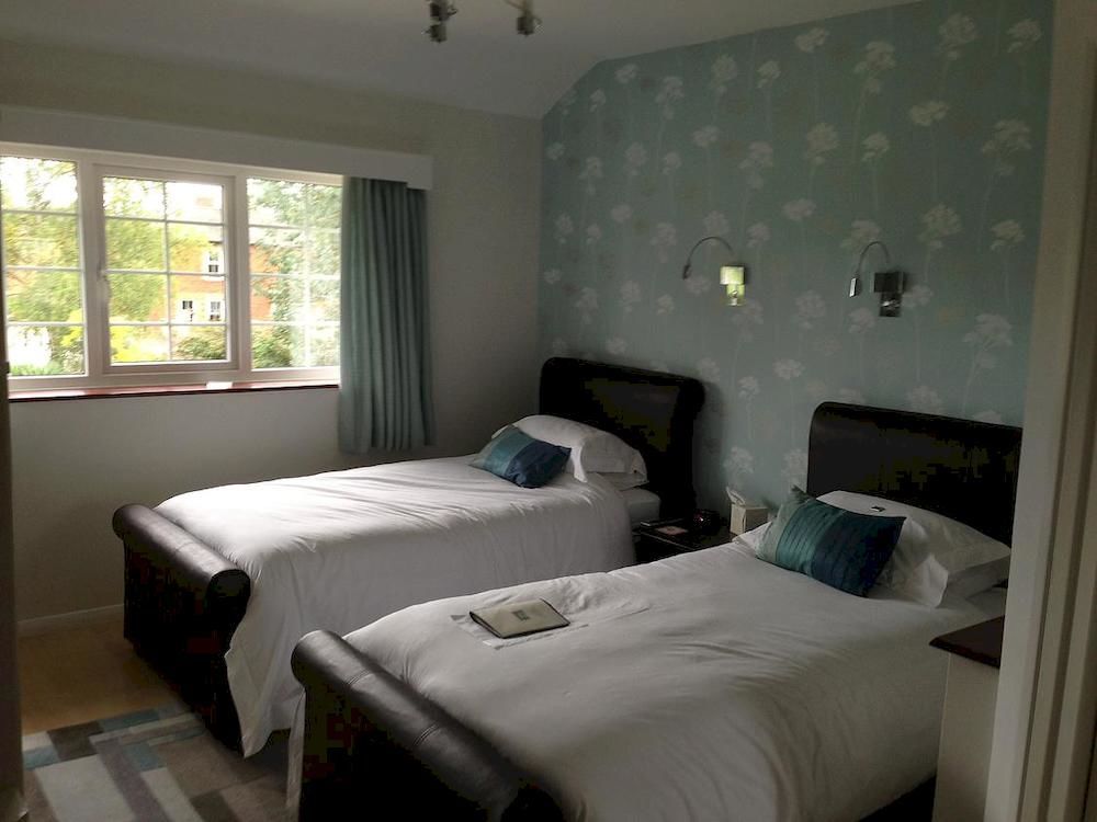 Silverstone Guest House Extérieur photo