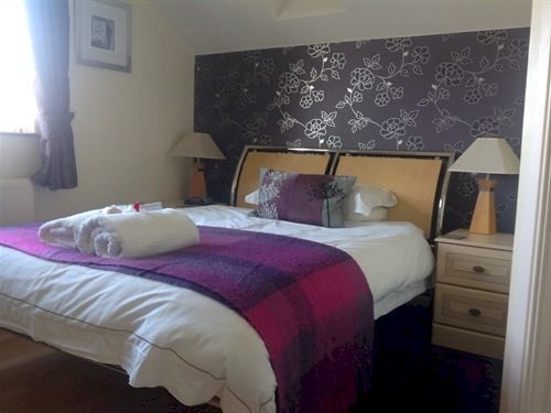 Silverstone Guest House Extérieur photo